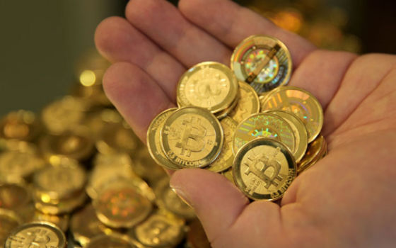 比特币交易平台排行(我在09年买了1000个比特币)